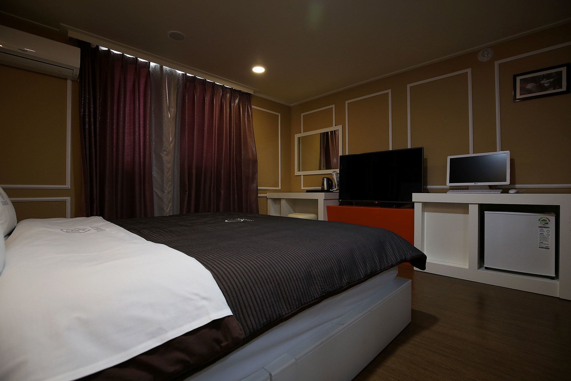 דאג'און Bj Hotel מראה חיצוני תמונה